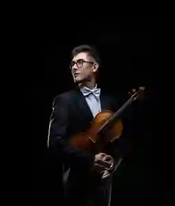 Etienne Lin